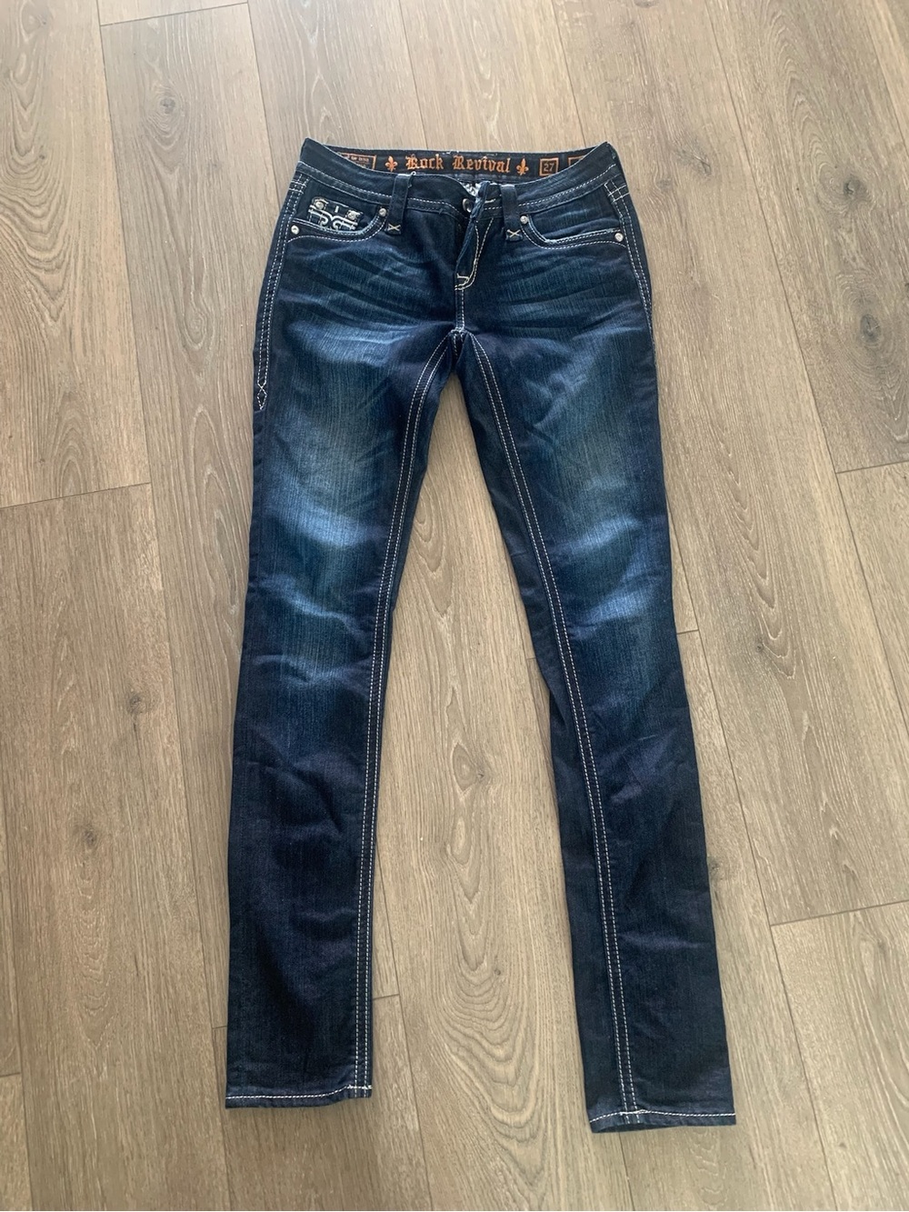 Rock Revival Dark Wash Low Rise Embroidered Flap Pocket Rhinestone Skinny Jeans